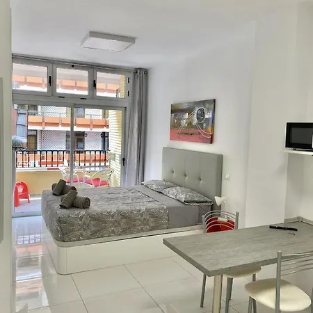 Homeforguest Listen To The Waves By Las Canteras Apartment