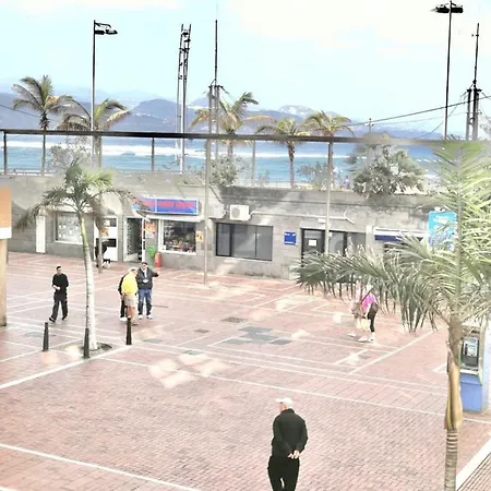 Homeforguest Listen To The Waves By Canteras *