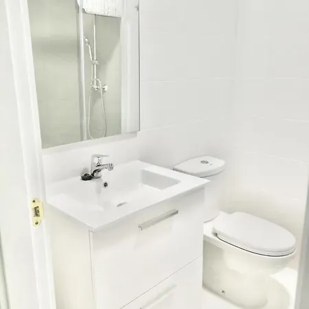 Homeforguest Listen To The Waves By Canteras ラスパルマス・デ・グランカナリア