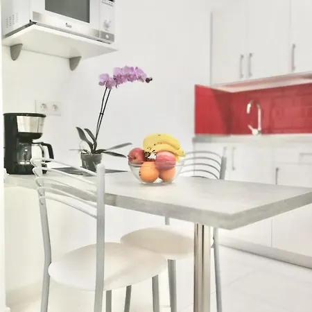 Homeforguest Listen To The Waves By Canteras * ラスパルマス・デ・グランカナリア